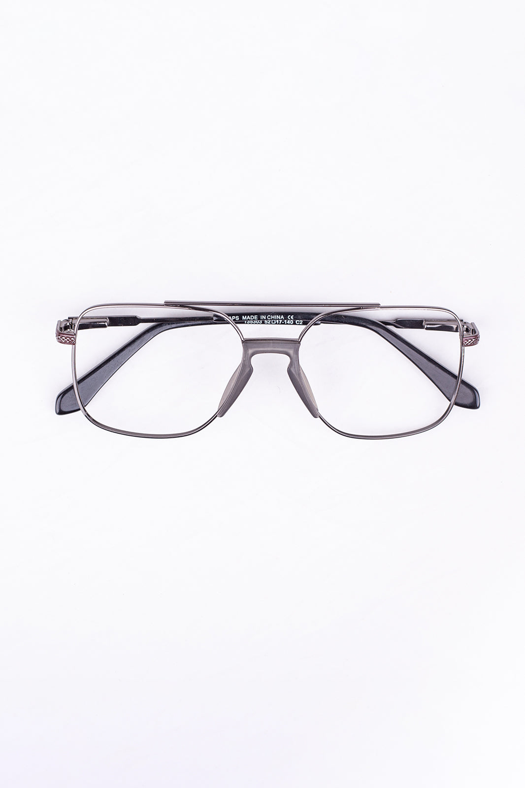 Medical glasses with a metal frame without cushions_59